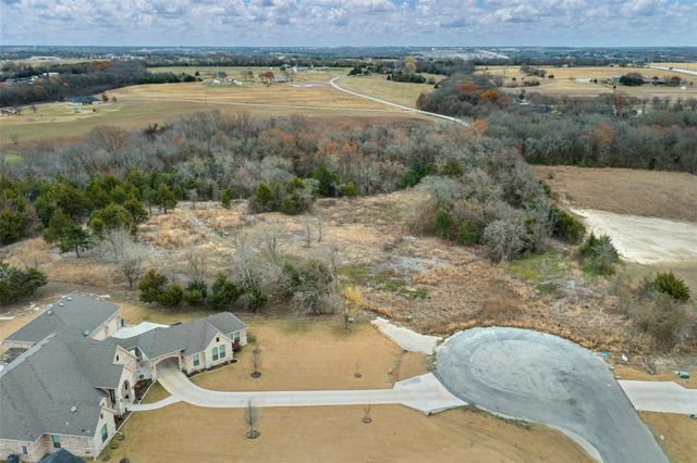 256 Blackthorn Drive, Van Alstyne, TX 75495