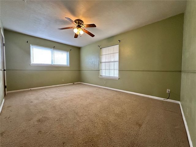 1927 South Park Dr, Kingsville, TX 78363