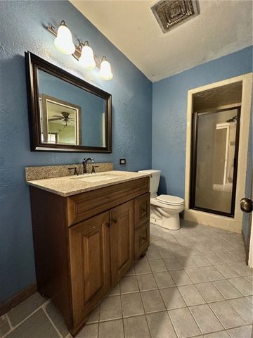 1927 South Park Dr, Kingsville, TX 78363