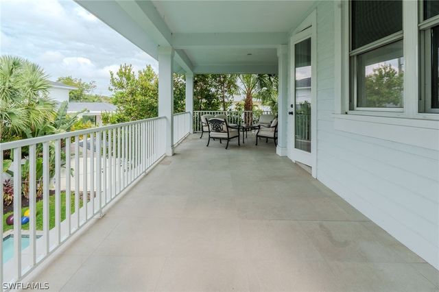 1075 Frank Whiteman BLVD, Naples, FL 34103