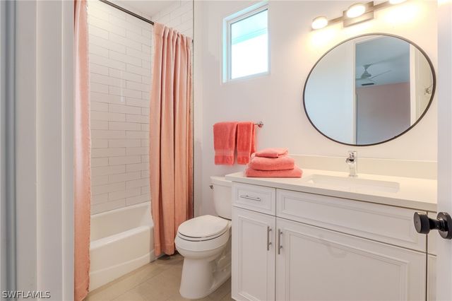 1075 Frank Whiteman BLVD, Naples, FL 34103