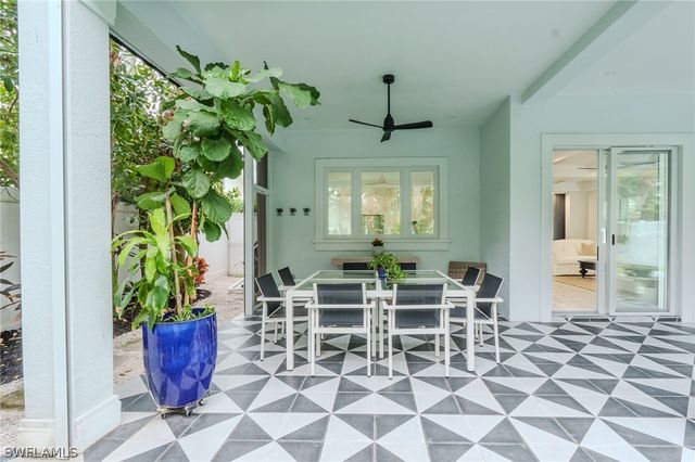 1075 Frank Whiteman BLVD, Naples, FL 34103