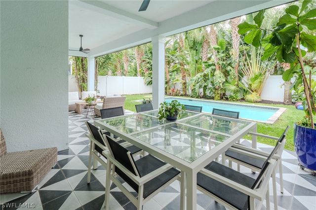 1075 Frank Whiteman BLVD, Naples, FL 34103