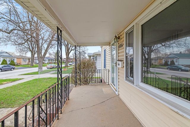 17851 Park Avenue, Lansing, IL 60438