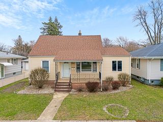 17851 Park Avenue, Lansing, IL 60438