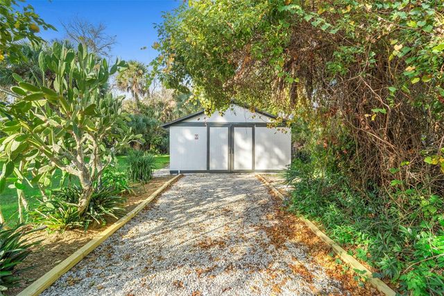 1956 PIONEER TRAIL, New Smyrna Beach, FL 32168