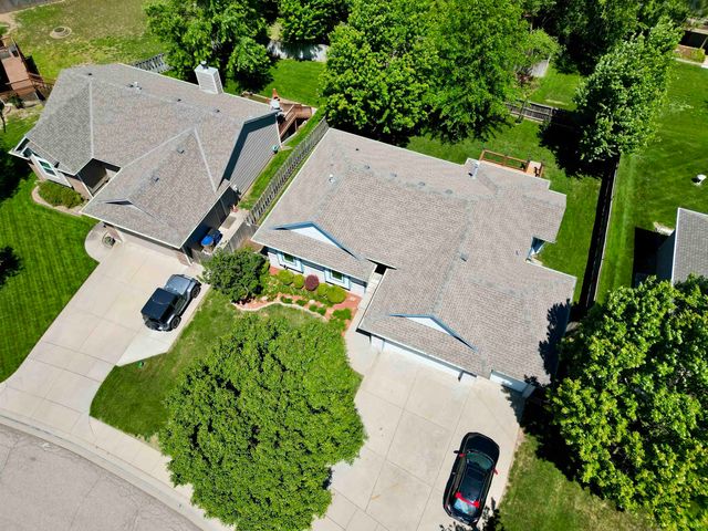 1106 E SOUTHCREST CIR, Derby, KS 67037