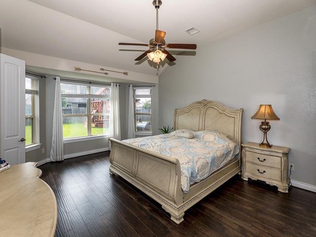 671 Cumberland Ridge Lane, League City, TX 77573