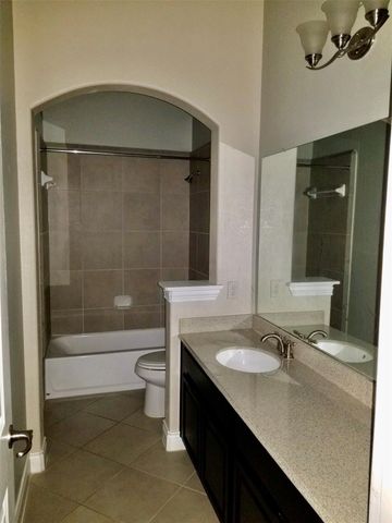 671 Cumberland Ridge Lane, League City, TX 77573