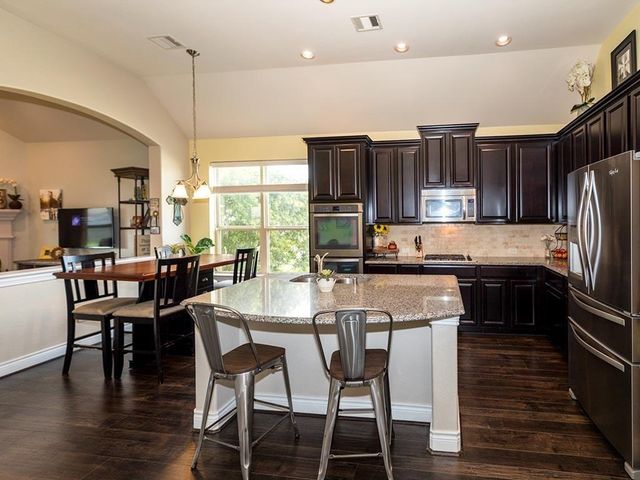 671 Cumberland Ridge Lane, League City, TX 77573