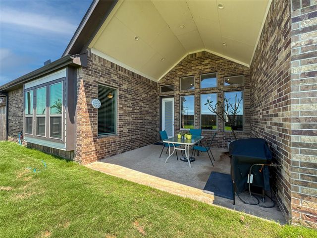 5814 Lavaca Lane, Manvel, TX 77578