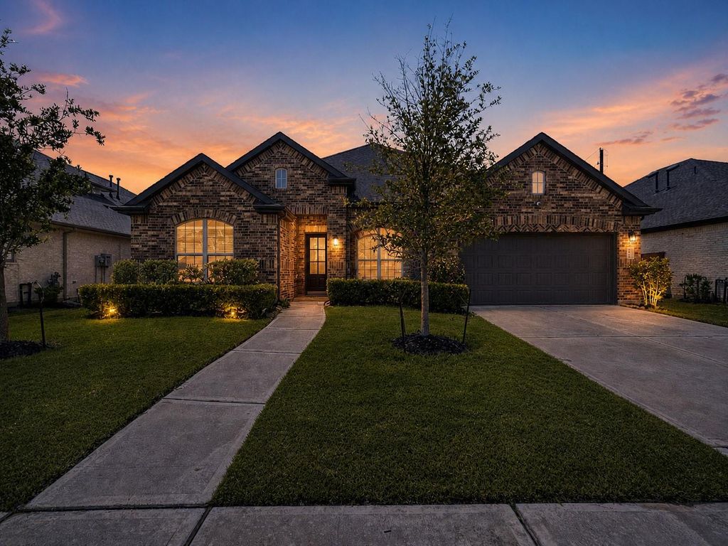 5814 Lavaca Lane, Manvel, TX 77578