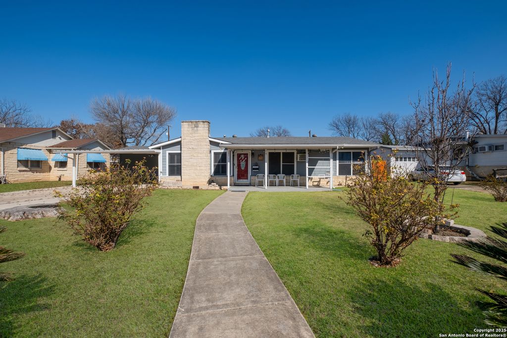 2623 W KINGS HWY, San Antonio, TX 78228