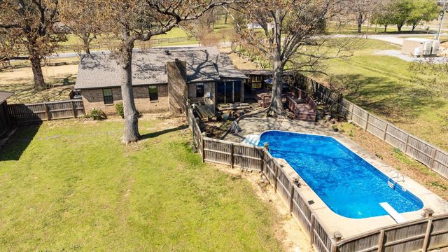 8112 Hart Road, Benton, AR 72019