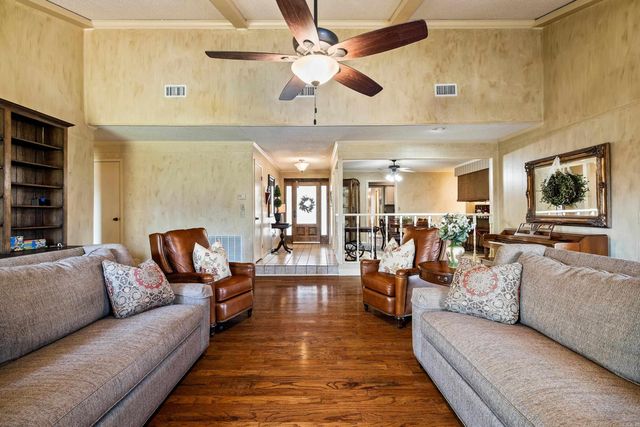 8112 Hart Road, Benton, AR 72019