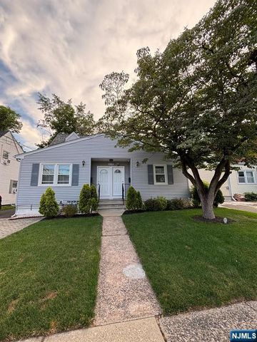 10-02 5th Street 2, Fair Lawn, NJ 07410