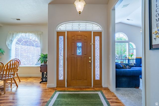 3734 W MITCHELL DR, Santa Clara, UT 84765