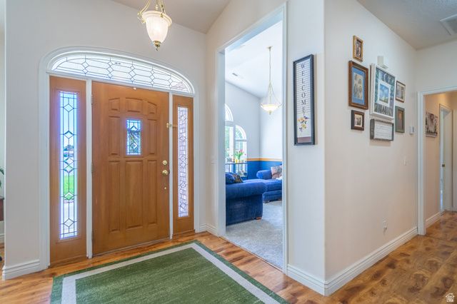 3734 W MITCHELL DR, Santa Clara, UT 84765