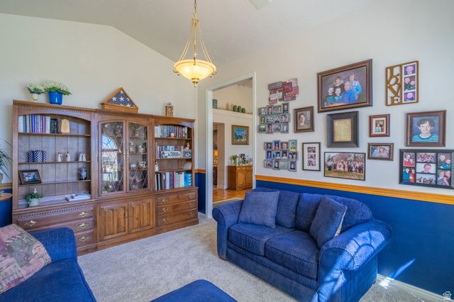 3734 W MITCHELL DR, Santa Clara, UT 84765