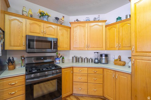 3734 W MITCHELL DR, Santa Clara, UT 84765