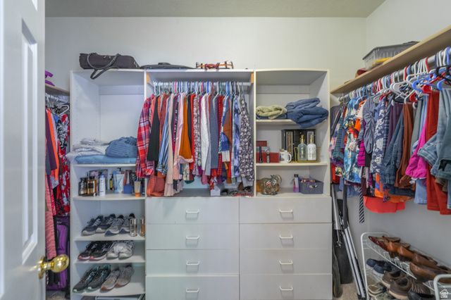 3734 W MITCHELL DR, Santa Clara, UT 84765