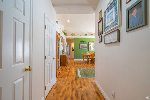 3734 W MITCHELL DR, Santa Clara, UT 84765