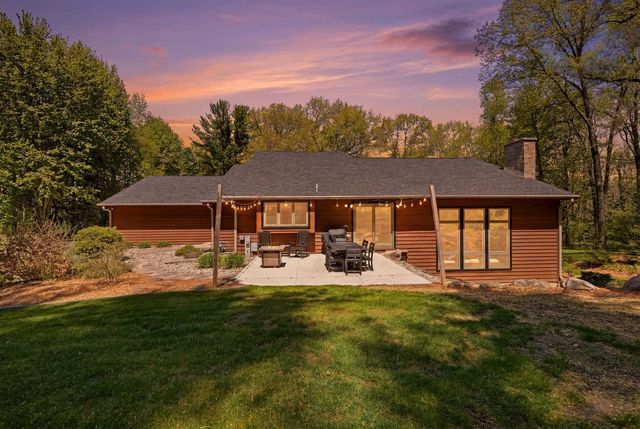 3658 Brandywood Court, Sun Prairie, WI 53590