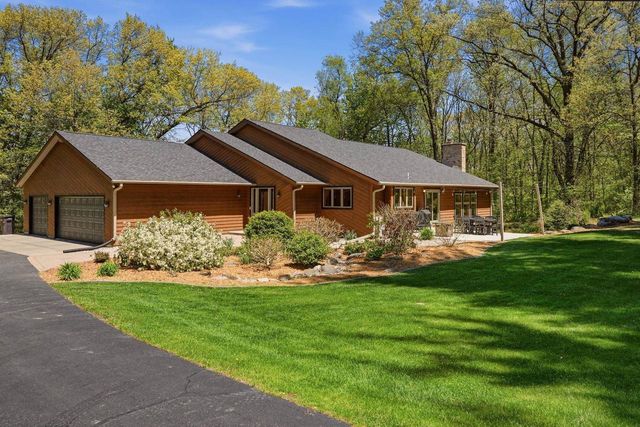 3658 Brandywood Court, Sun Prairie, WI 53590