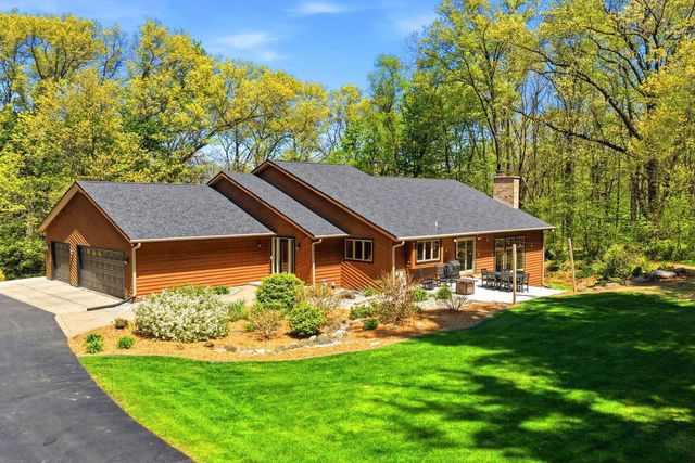 3658 Brandywood Court, Sun Prairie, WI 53590
