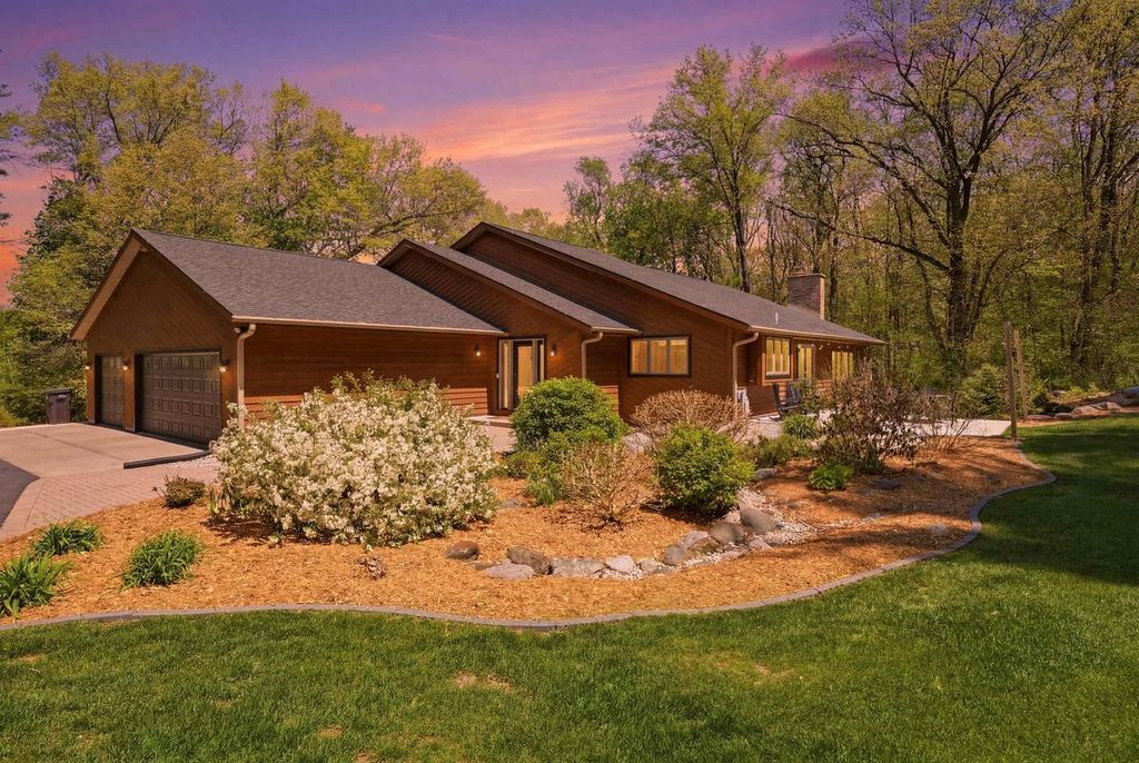 3658 Brandywood Court, Sun Prairie, WI 53590