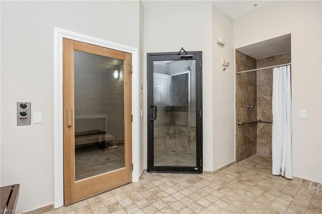 3023 Horizon LN 2507, Naples, FL 34109