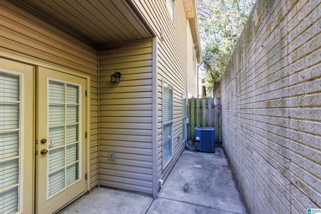 2348 RIDGEMONT DRIVE, Hoover, AL 35244