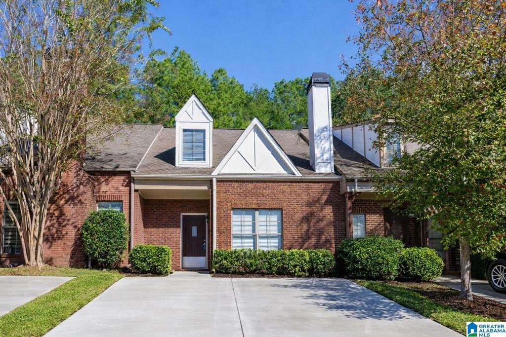 2348 RIDGEMONT DRIVE, Hoover, AL 35244