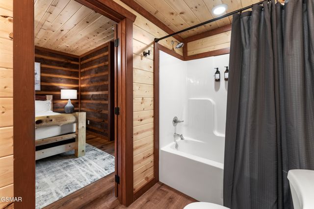 2628 Jerusalem Way, Sevierville, TN 37876