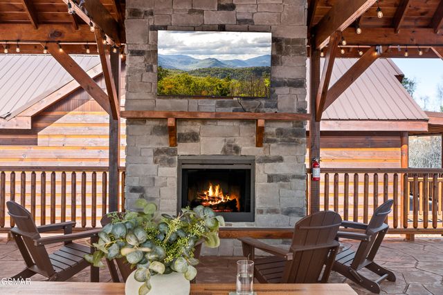 2628 Jerusalem Way, Sevierville, TN 37876