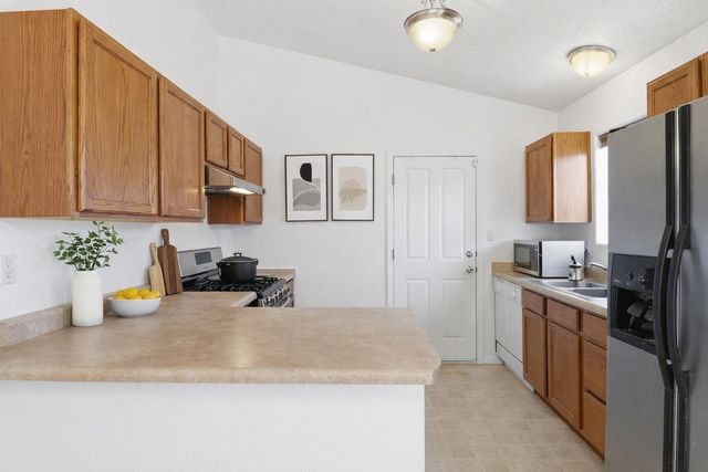 1176 Harrison Road, Santa Fe, NM 87507