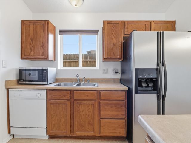 1176 Harrison Road, Santa Fe, NM 87507