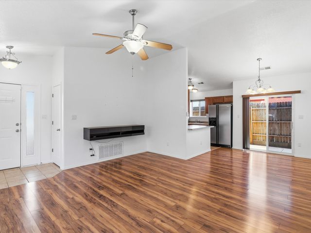 1176 Harrison Road, Santa Fe, NM 87507