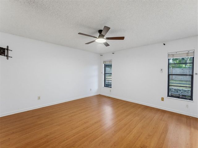 1112 E LEMON STREET, Tarpon Springs, FL 34689