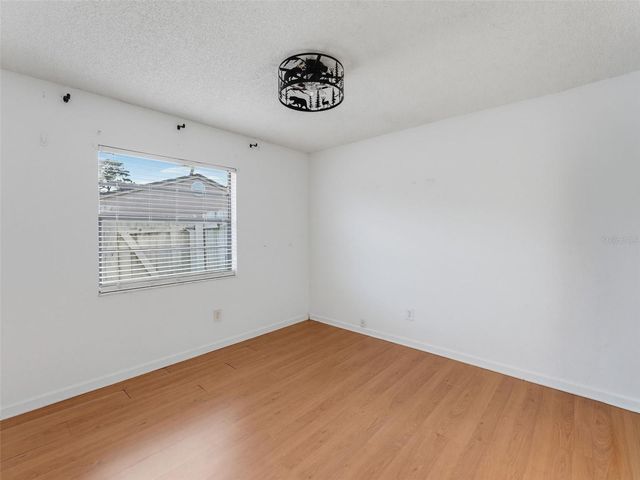 1112 E LEMON STREET, Tarpon Springs, FL 34689