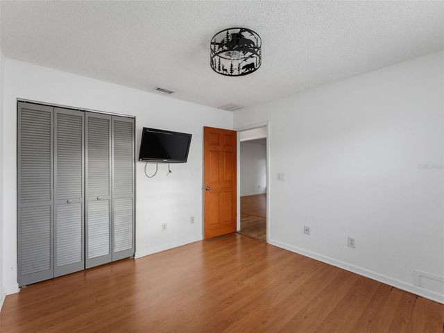 1112 E LEMON STREET, Tarpon Springs, FL 34689
