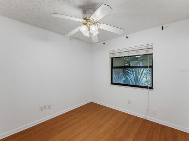 1112 E LEMON STREET, Tarpon Springs, FL 34689