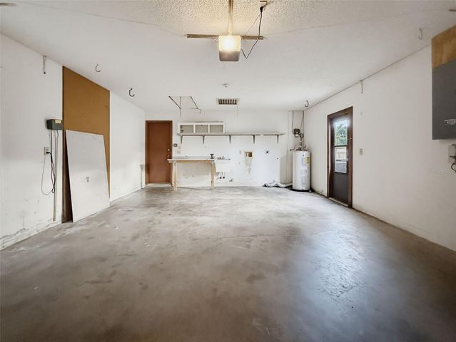 1112 E LEMON STREET, Tarpon Springs, FL 34689