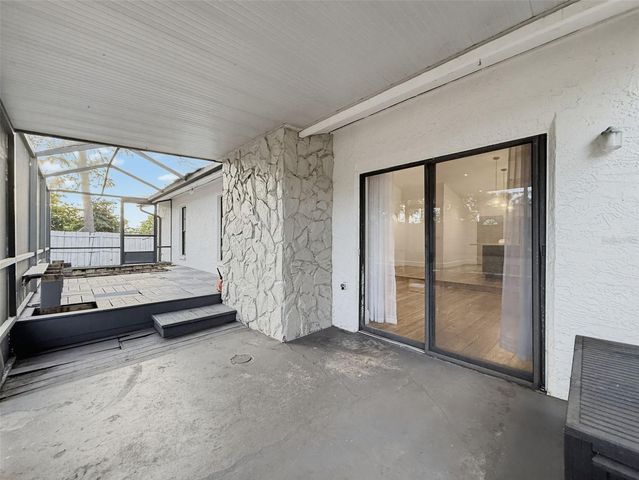 1112 E LEMON STREET, Tarpon Springs, FL 34689