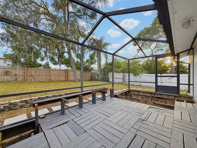 1112 E LEMON STREET, Tarpon Springs, FL 34689