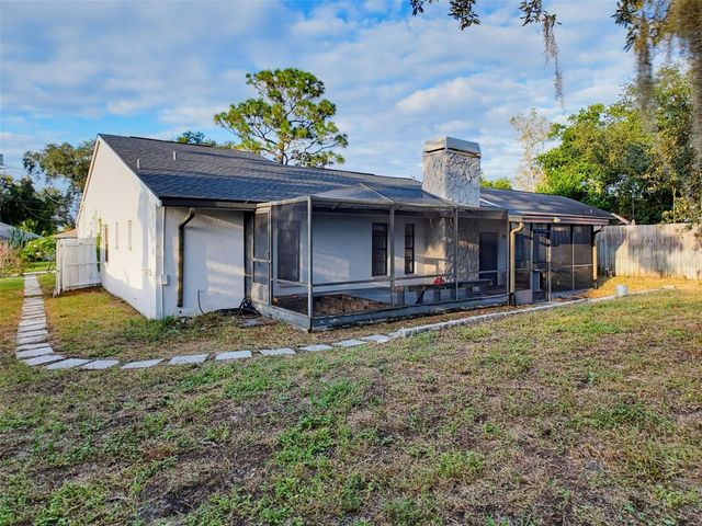 1112 E LEMON STREET, Tarpon Springs, FL 34689