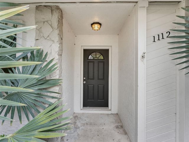 1112 E LEMON STREET, Tarpon Springs, FL 34689