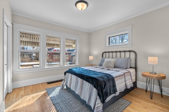 673 Jessamine Avenue E, Saint Paul, MN 55106