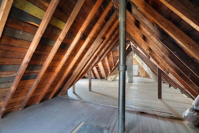 673 Jessamine Avenue E, Saint Paul, MN 55106