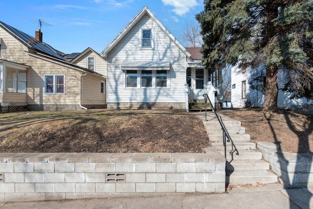 673 Jessamine Avenue E, Saint Paul, MN 55106